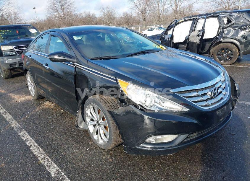 2013 Hyundai Sonata SE (VIN 5NPEC4AC8DH634601) main photo