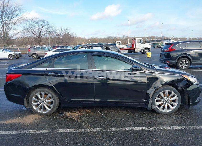 Photo 12 of 2013 Hyundai Sonata SE (VIN 5NPEC4AC8DH634601)