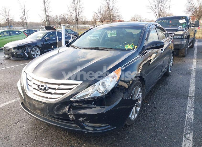 Photo 6 of 2013 Hyundai Sonata SE (VIN 5NPEC4AC8DH634601)