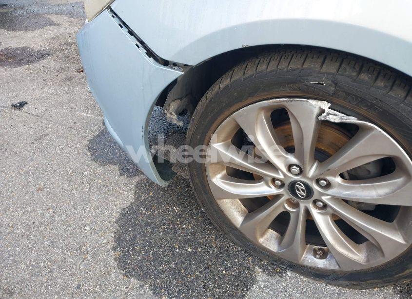 Photo 6 of 2013 Hyundai Sonata SE (VIN 5NPEC4AC8DH645324)