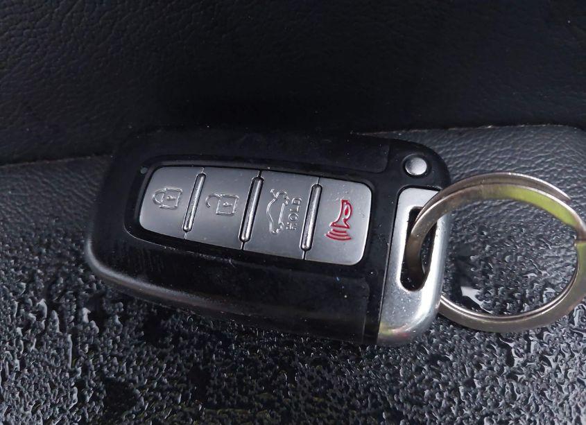 Photo 11 of 2013 Hyundai Sonata SE (VIN 5NPEC4AC8DH674757)