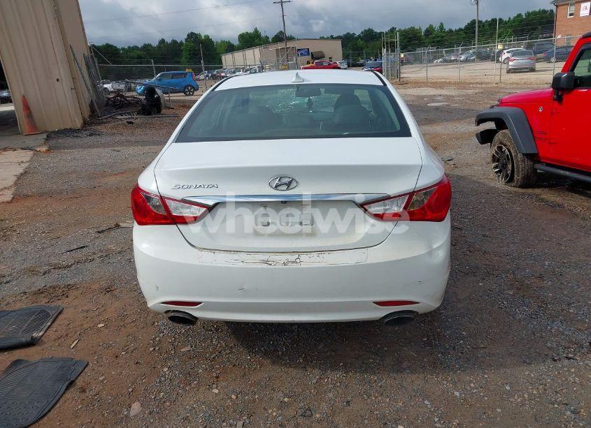 Photo 16 of 2013 Hyundai Sonata SE (VIN 5NPEC4AC8DH684589)