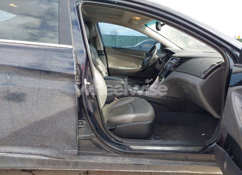 Photo 5 of 2013 Hyundai Sonata LIMITED (VIN 5NPEC4AC8DH691669)