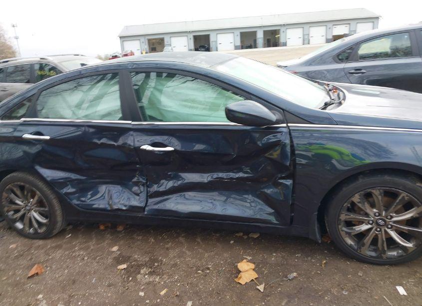 Photo 12 of 2013 Hyundai Sonata SE (VIN 5NPEC4AC8DH789598)