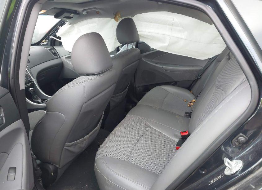 Photo 8 of 2013 Hyundai Sonata SE (VIN 5NPEC4AC8DH789598)