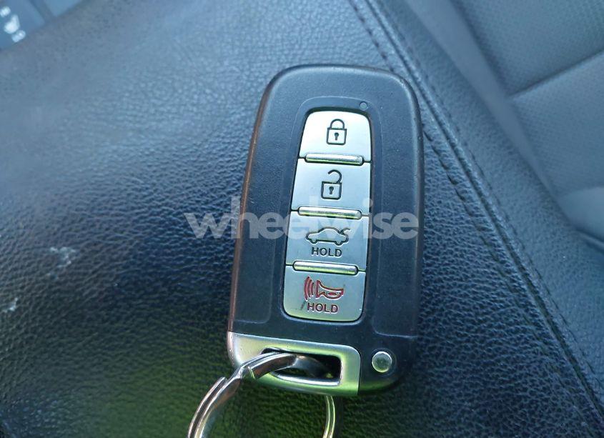 Photo 11 of 2013 Hyundai Sonata SE (VIN 5NPEC4AC8DH801281)