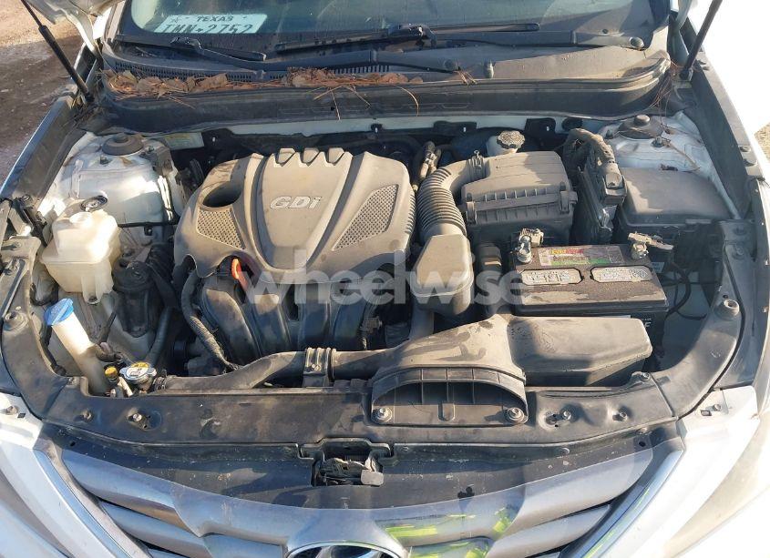 Photo 10 of 2013 Hyundai Sonata SE (VIN 5NPEC4AC8DH805296)