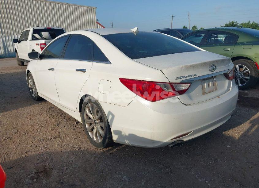 Photo 3 of 2013 Hyundai Sonata SE (VIN 5NPEC4AC8DH805296)