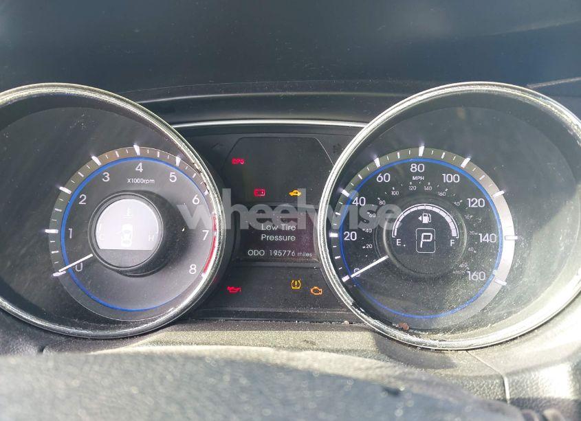 Photo 7 of 2013 Hyundai Sonata SE (VIN 5NPEC4AC8DH805296)