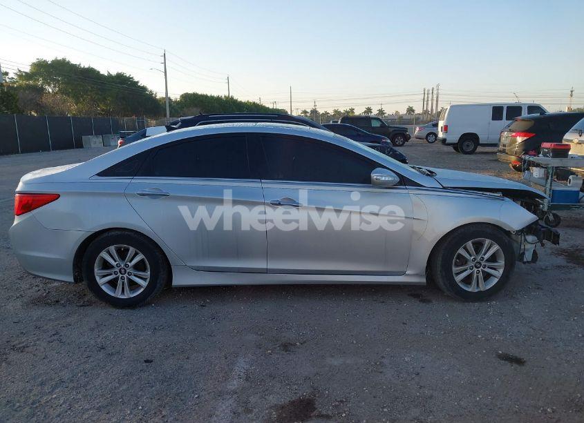 Photo 13 of 2014 Hyundai Sonata LIMITED (VIN 5NPEC4AC8EH832774)
