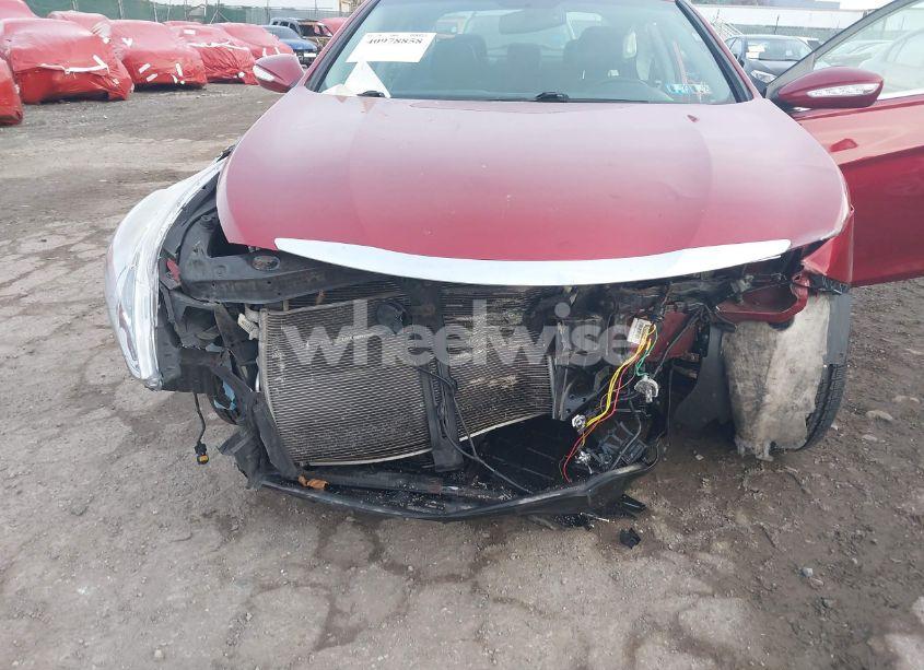 Photo 6 of 2014 Hyundai Sonata SE (VIN 5NPEC4AC8EH922006)