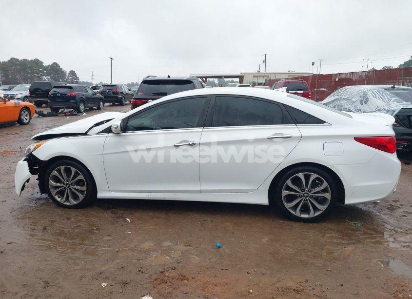 Photo 15 of 2014 Hyundai Sonata SE (VIN 5NPEC4AC8EH922720)