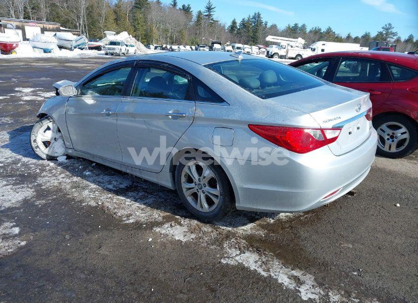 Photo 3 of 2011 Hyundai Sonata LIMITED (VIN 5NPEC4AC9BH024476)