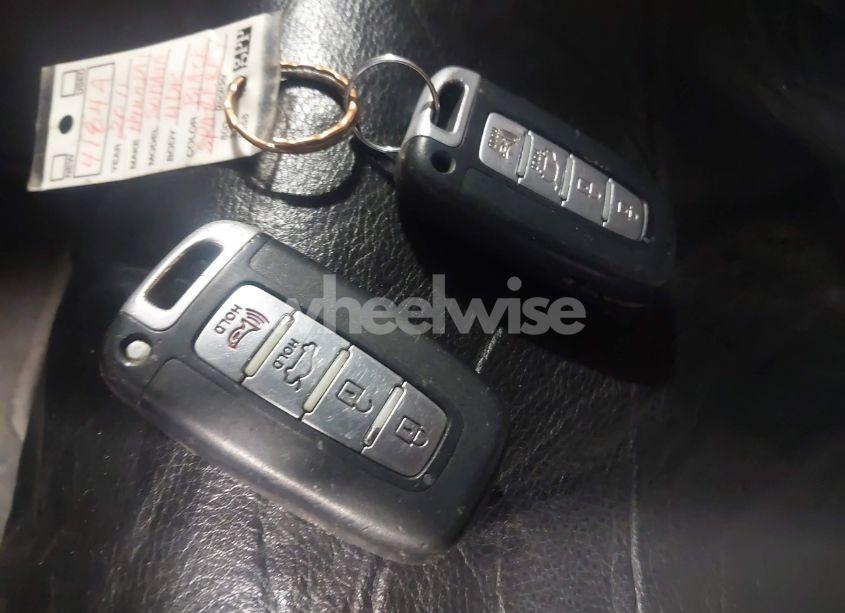 Photo 11 of 2011 Hyundai Sonata LIMITED (VIN 5NPEC4AC9BH045845)