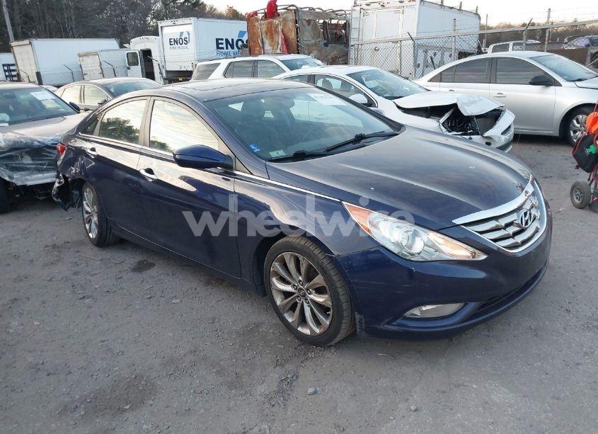 2011 Hyundai Sonata SE (VIN 5NPEC4AC9BH053220) main photo