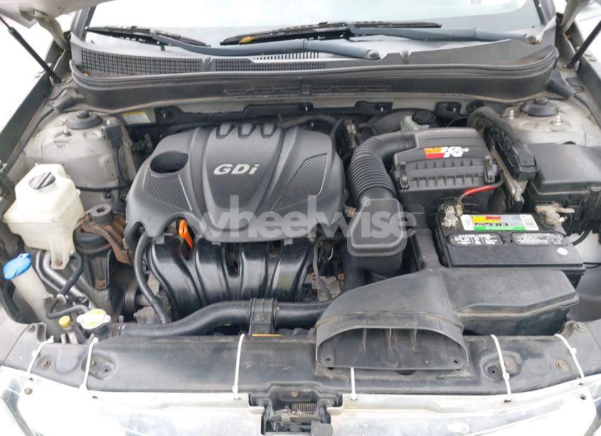 Photo 10 of 2011 Hyundai Sonata SE (VIN 5NPEC4AC9BH097668)