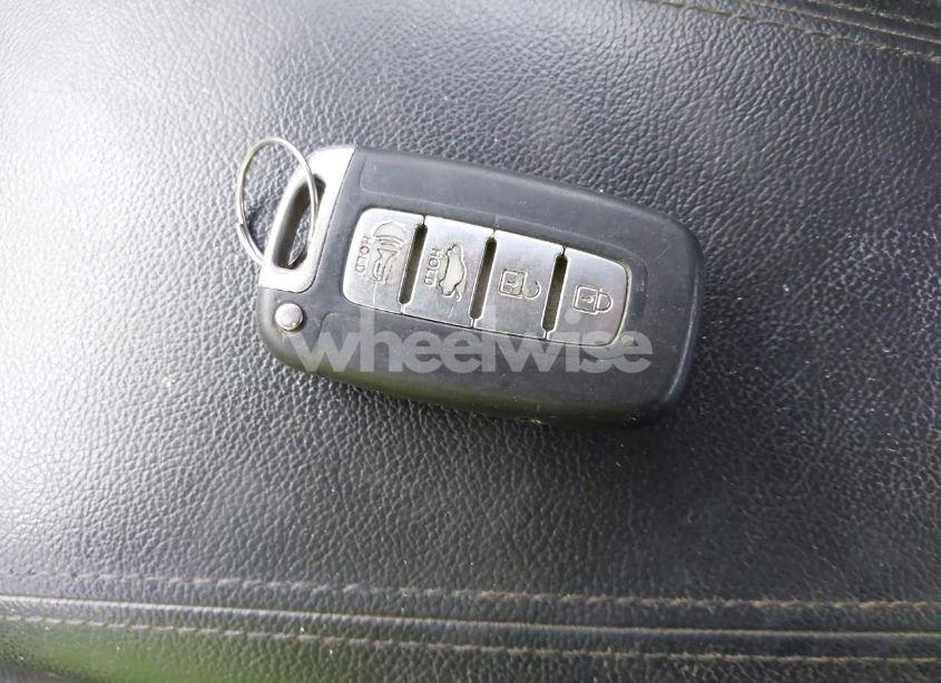 Photo 11 of 2011 Hyundai Sonata SE (VIN 5NPEC4AC9BH097668)