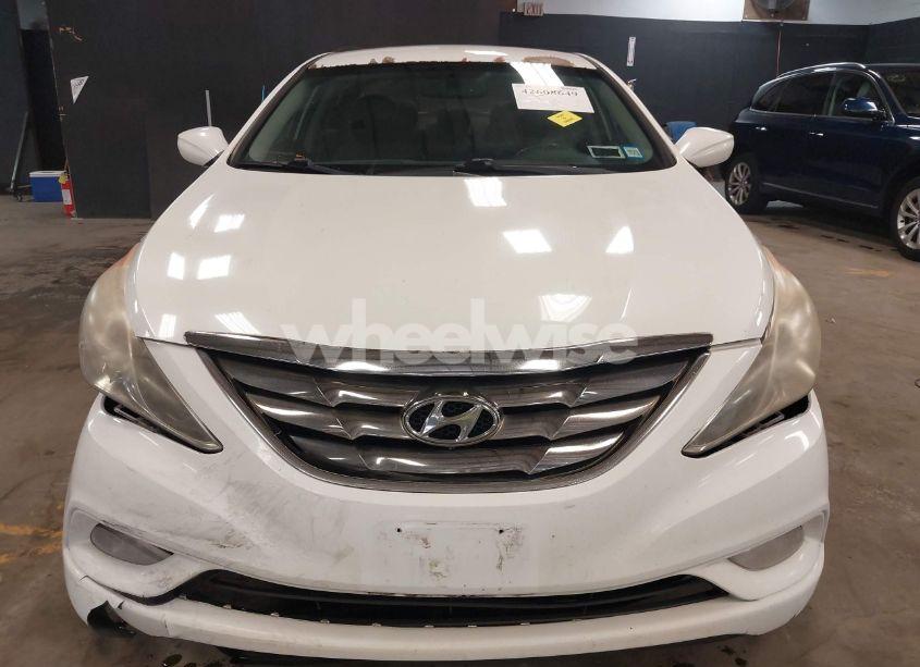 Photo 12 of 2011 Hyundai Sonata SE (VIN 5NPEC4AC9BH117515)
