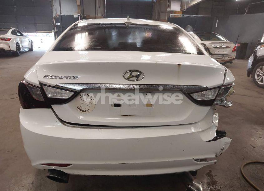 Photo 16 of 2011 Hyundai Sonata SE (VIN 5NPEC4AC9BH117515)