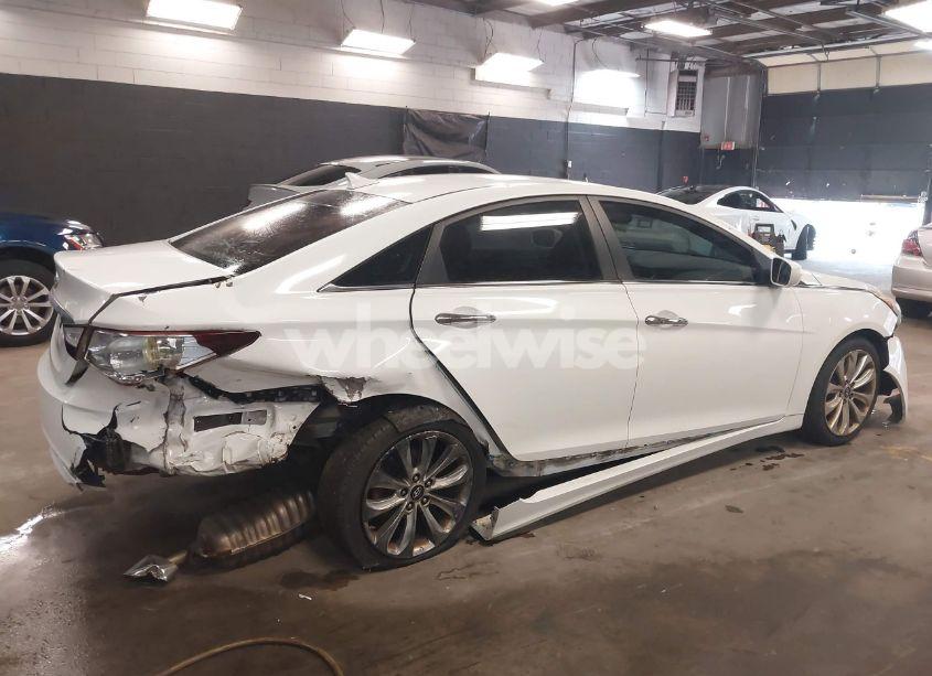 Photo 6 of 2011 Hyundai Sonata SE (VIN 5NPEC4AC9BH117515)