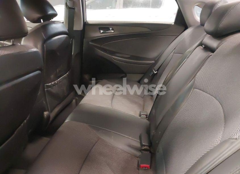 Photo 8 of 2011 Hyundai Sonata SE (VIN 5NPEC4AC9BH117515)