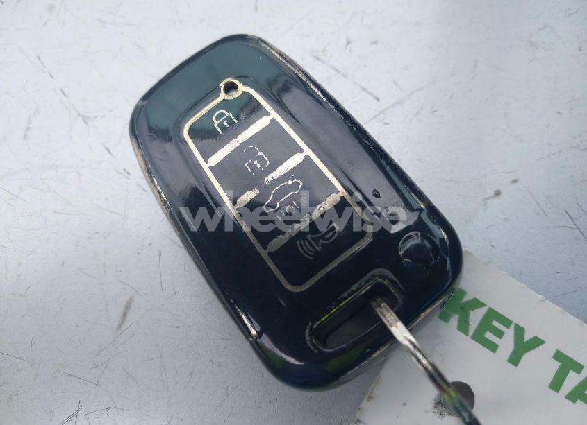 Photo 11 of 2011 Hyundai Sonata SE (VIN 5NPEC4AC9BH121628)