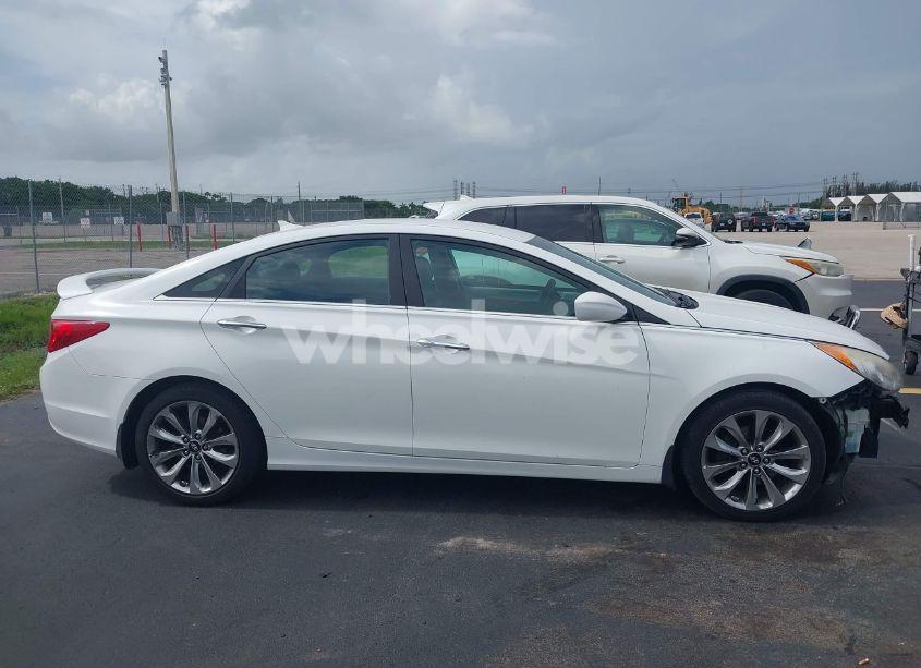 Photo 14 of 2011 Hyundai Sonata SE (VIN 5NPEC4AC9BH121628)