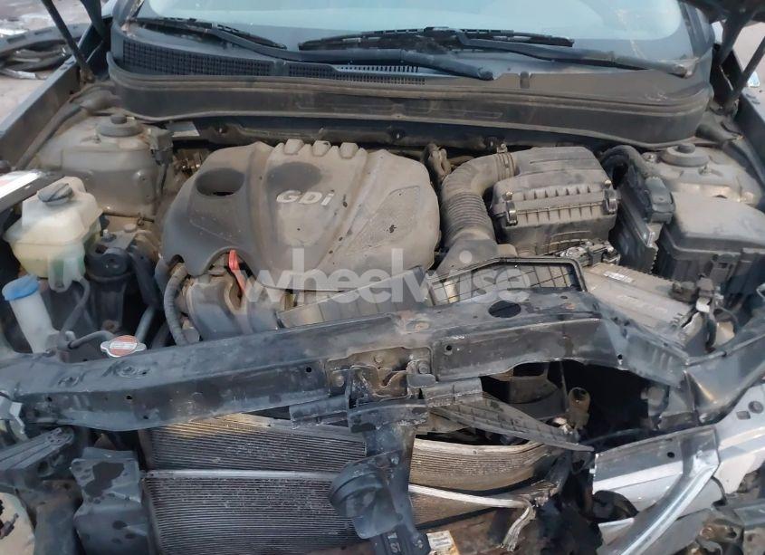 Photo 10 of 2011 Hyundai Sonata SE (VIN 5NPEC4AC9BH224824)