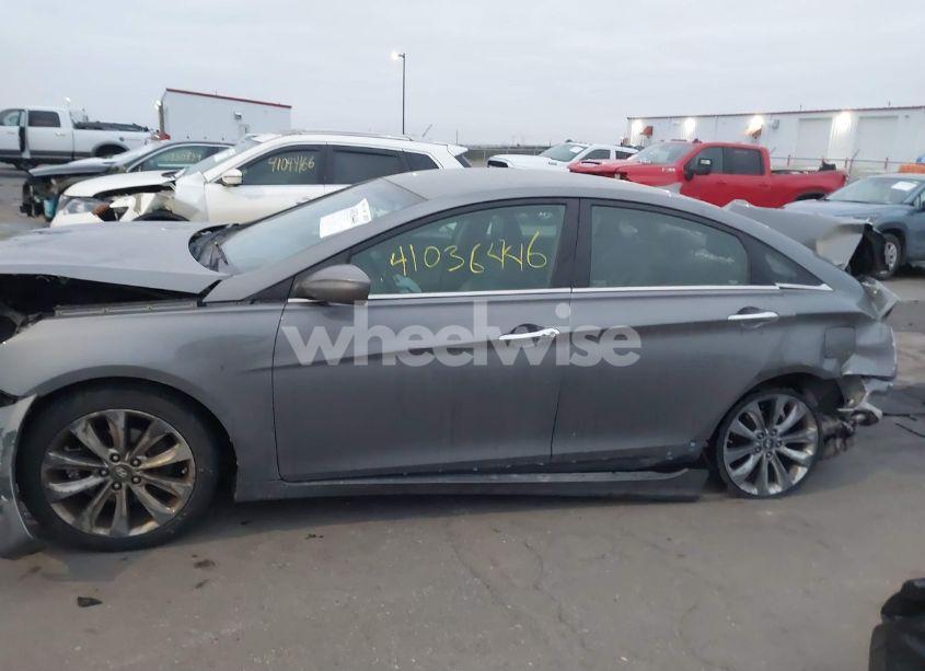 Photo 15 of 2011 Hyundai Sonata SE (VIN 5NPEC4AC9BH224824)