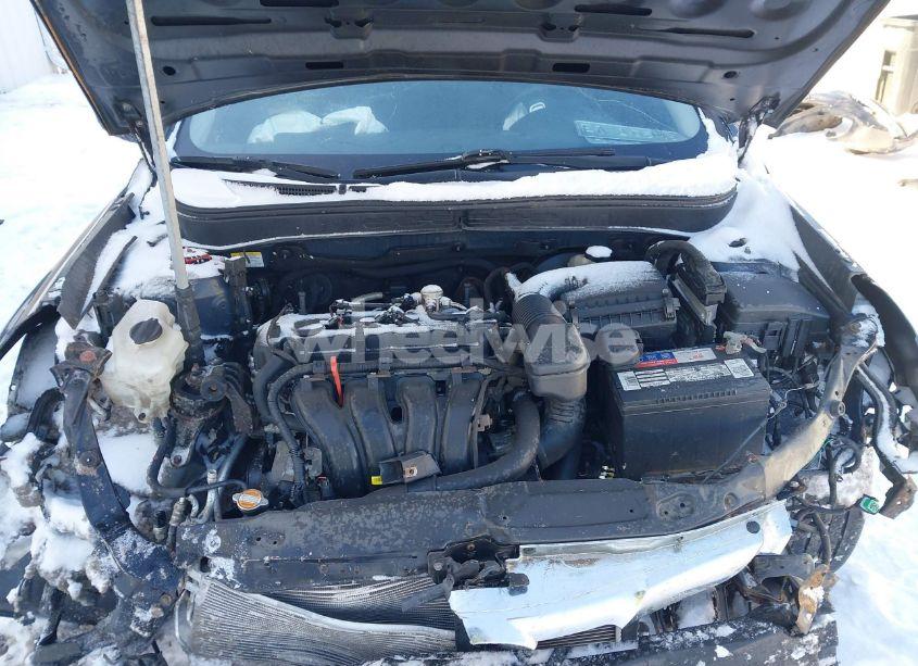 Photo 10 of 2011 Hyundai Sonata SE (VIN 5NPEC4AC9BH251585)