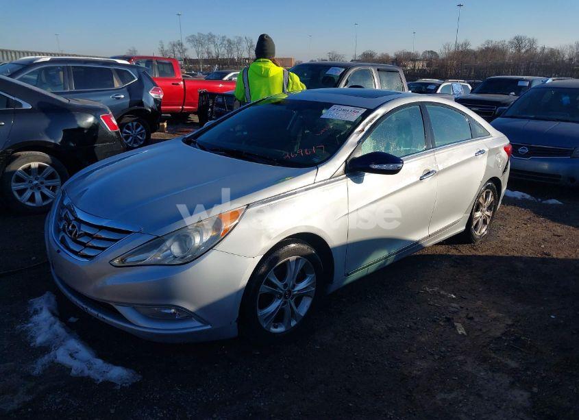 Photo 2 of 2011 Hyundai Sonata LIMITED (VIN 5NPEC4AC9BH269617)