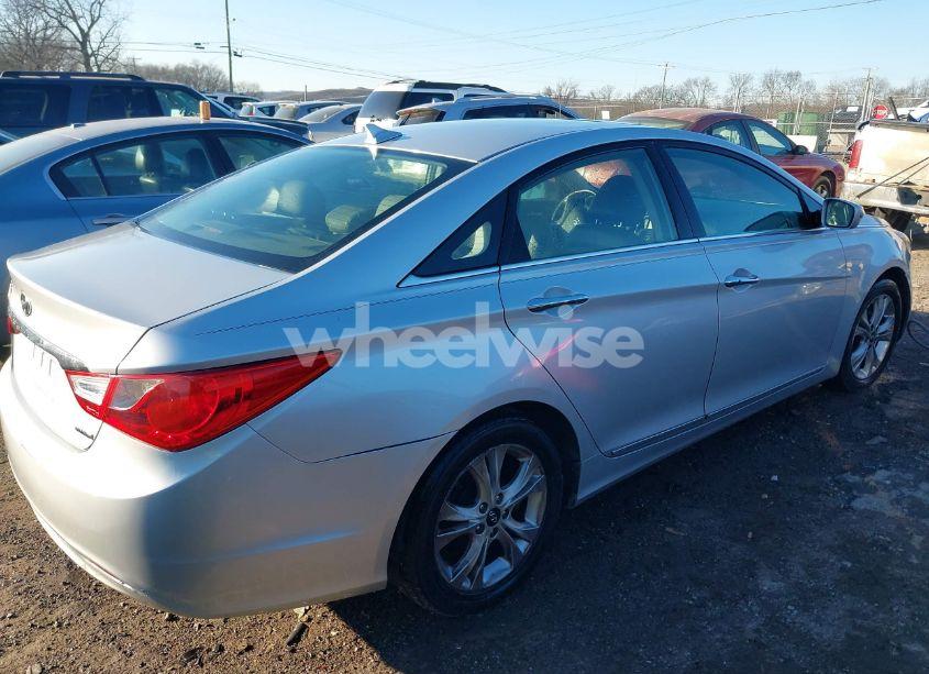 Photo 4 of 2011 Hyundai Sonata LIMITED (VIN 5NPEC4AC9BH269617)