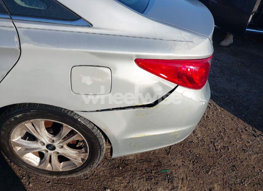 Photo 6 of 2011 Hyundai Sonata LIMITED (VIN 5NPEC4AC9BH269617)