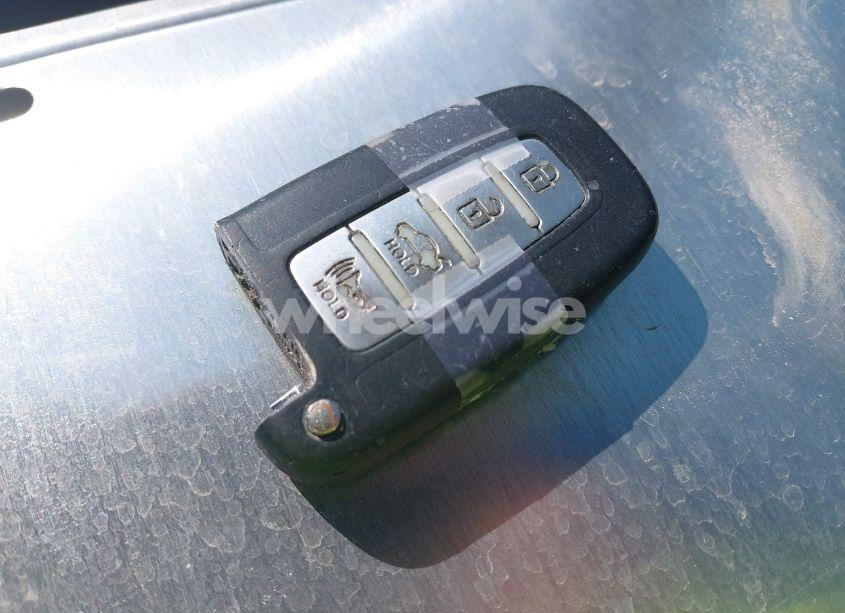 Photo 11 of 2011 Hyundai Sonata SE (VIN 5NPEC4AC9BH288975)