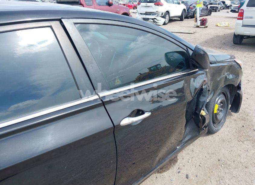 Photo 18 of 2011 Hyundai Sonata SE (VIN 5NPEC4AC9BH288975)