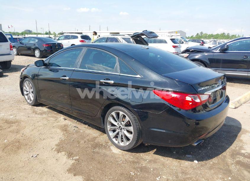 Photo 3 of 2011 Hyundai Sonata SE (VIN 5NPEC4AC9BH288975)