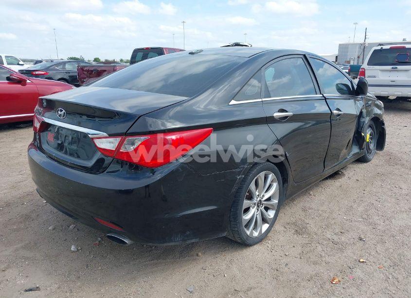 Photo 4 of 2011 Hyundai Sonata SE (VIN 5NPEC4AC9BH288975)