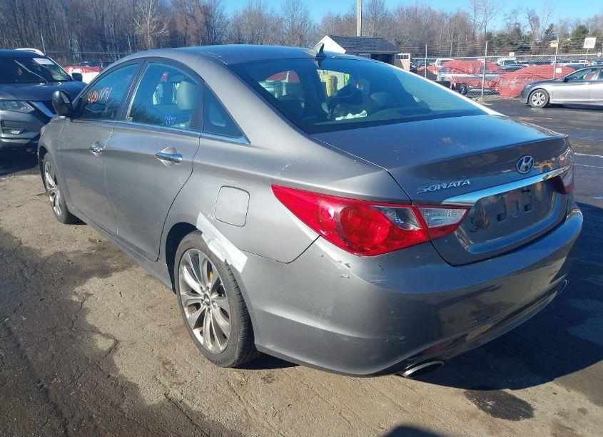 Photo 3 of 2011 Hyundai Sonata SE (VIN 5NPEC4AC9BH292282)