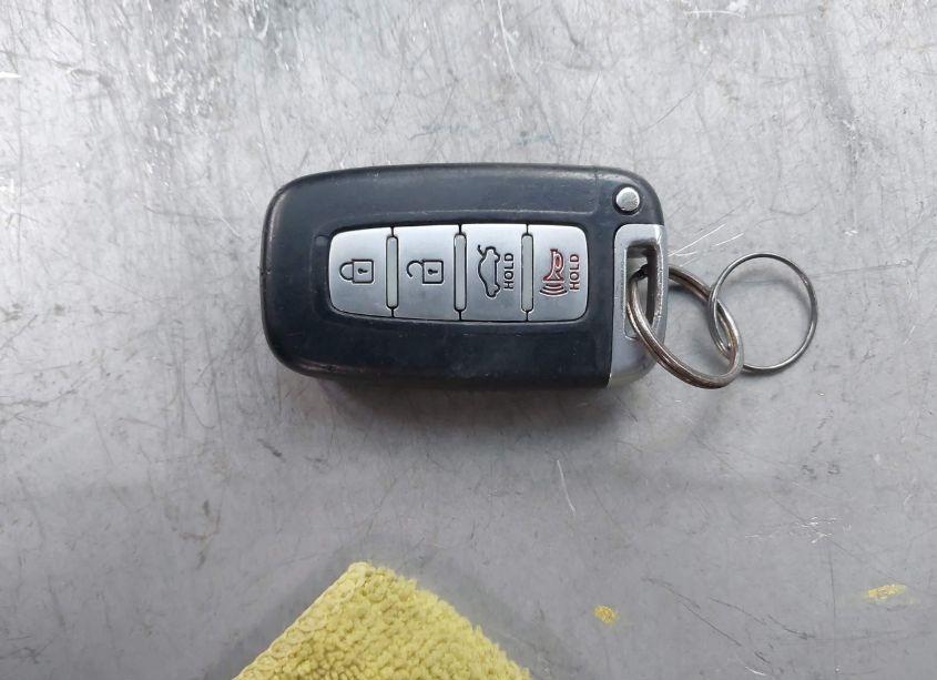 Photo 11 of 2011 Hyundai Sonata LIMITED (VIN 5NPEC4AC9BH302972)