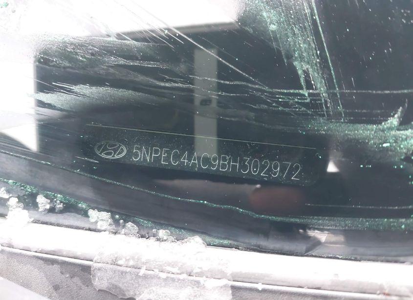 Photo 9 of 2011 Hyundai Sonata LIMITED (VIN 5NPEC4AC9BH302972)