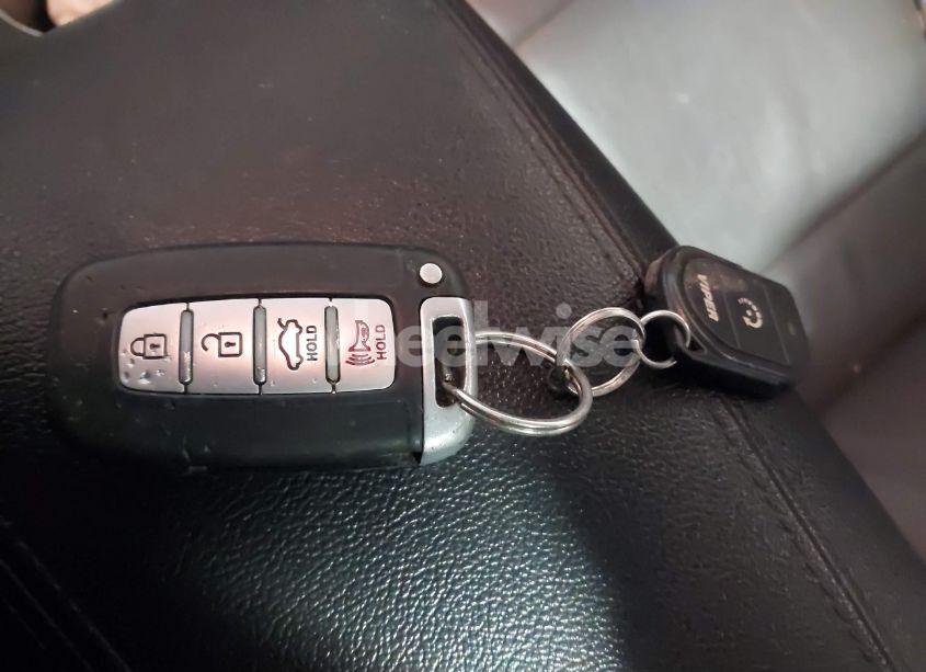 Photo 11 of 2012 Hyundai Sonata LIMITED (VIN 5NPEC4AC9CH328070)