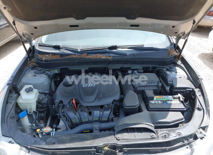 Photo 10 of 2012 Hyundai Sonata SE (VIN 5NPEC4AC9CH354782)