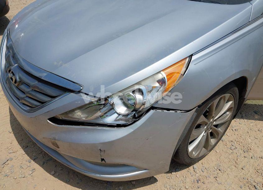 Photo 6 of 2012 Hyundai Sonata SE (VIN 5NPEC4AC9CH354782)