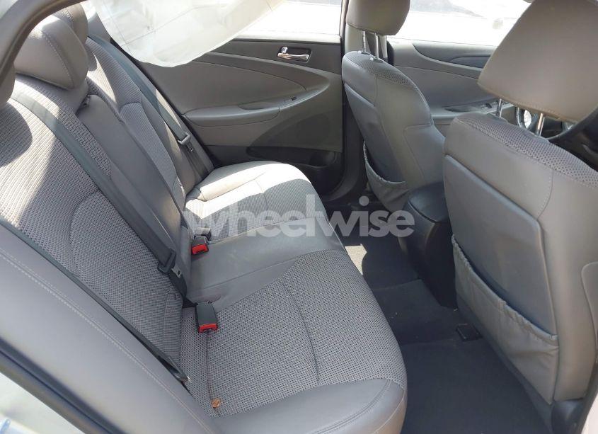 Photo 8 of 2012 Hyundai Sonata SE (VIN 5NPEC4AC9CH354782)