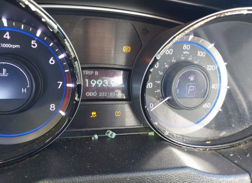 Photo 7 of 2013 Hyundai Sonata SE (VIN 5NPEC4AC9DH646627)