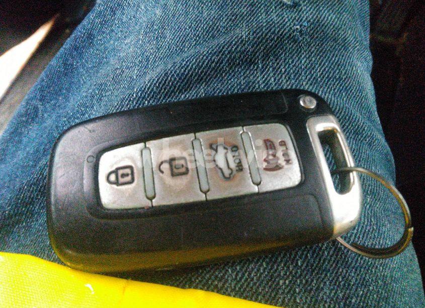 Photo 11 of 2013 Hyundai Sonata LIMITED (VIN 5NPEC4AC9DH675612)