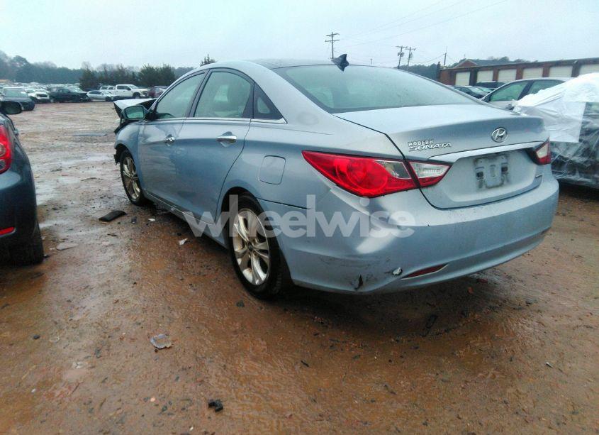 Photo 3 of 2013 Hyundai Sonata LIMITED (VIN 5NPEC4AC9DH675612)