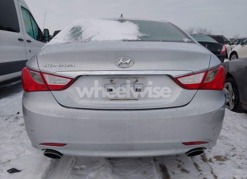 Photo 17 of 2013 Hyundai Sonata SE (VIN 5NPEC4AC9DH686514)