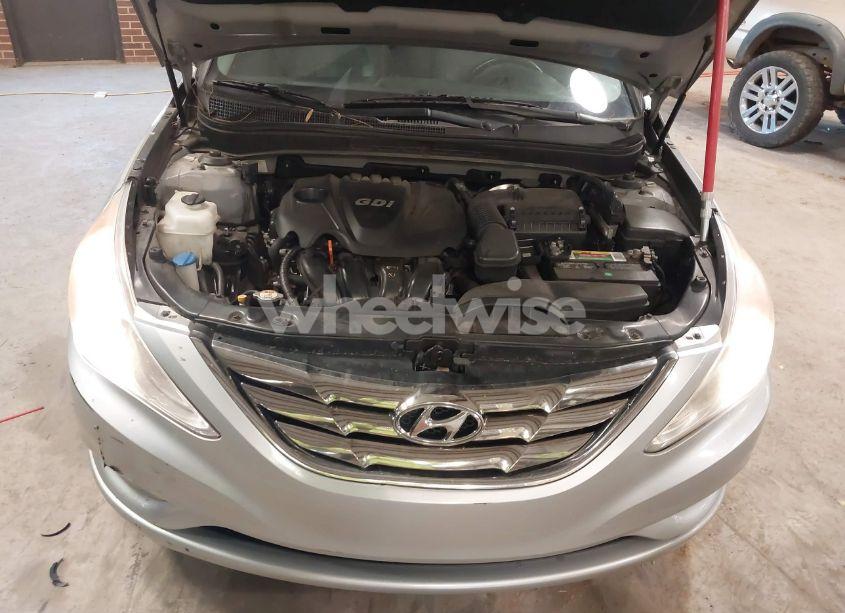 Photo 10 of 2013 Hyundai Sonata (VIN 5NPEC4AC9DH690997)