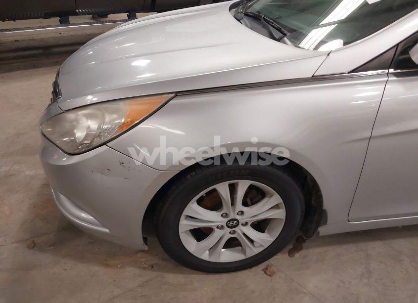 Photo 14 of 2013 Hyundai Sonata (VIN 5NPEC4AC9DH690997)